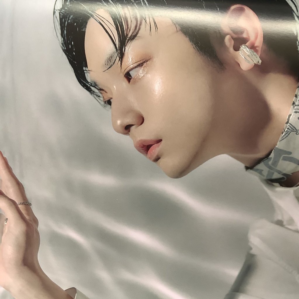 yeonbinsource's tweet photo. https://t.co/8GntnC05h6