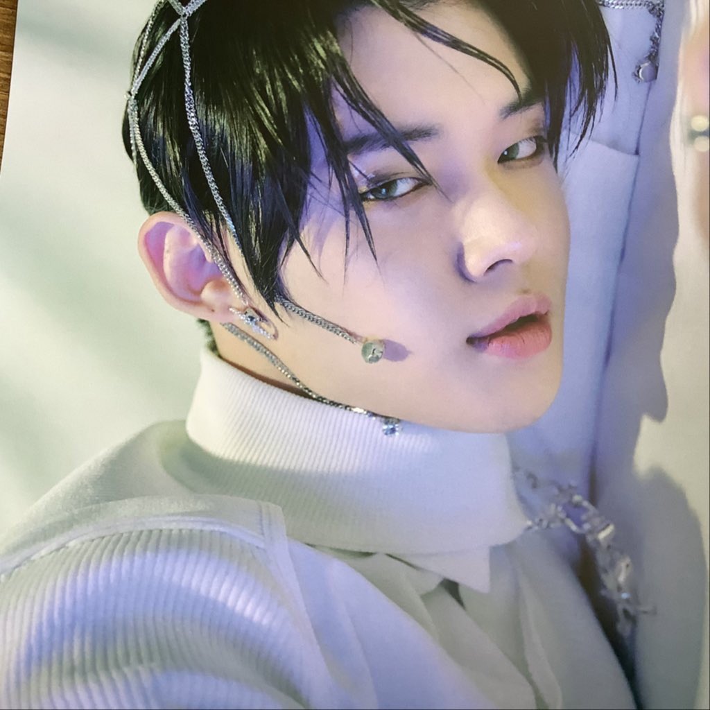 yeonbinsource's tweet photo. https://t.co/8GntnC05h6