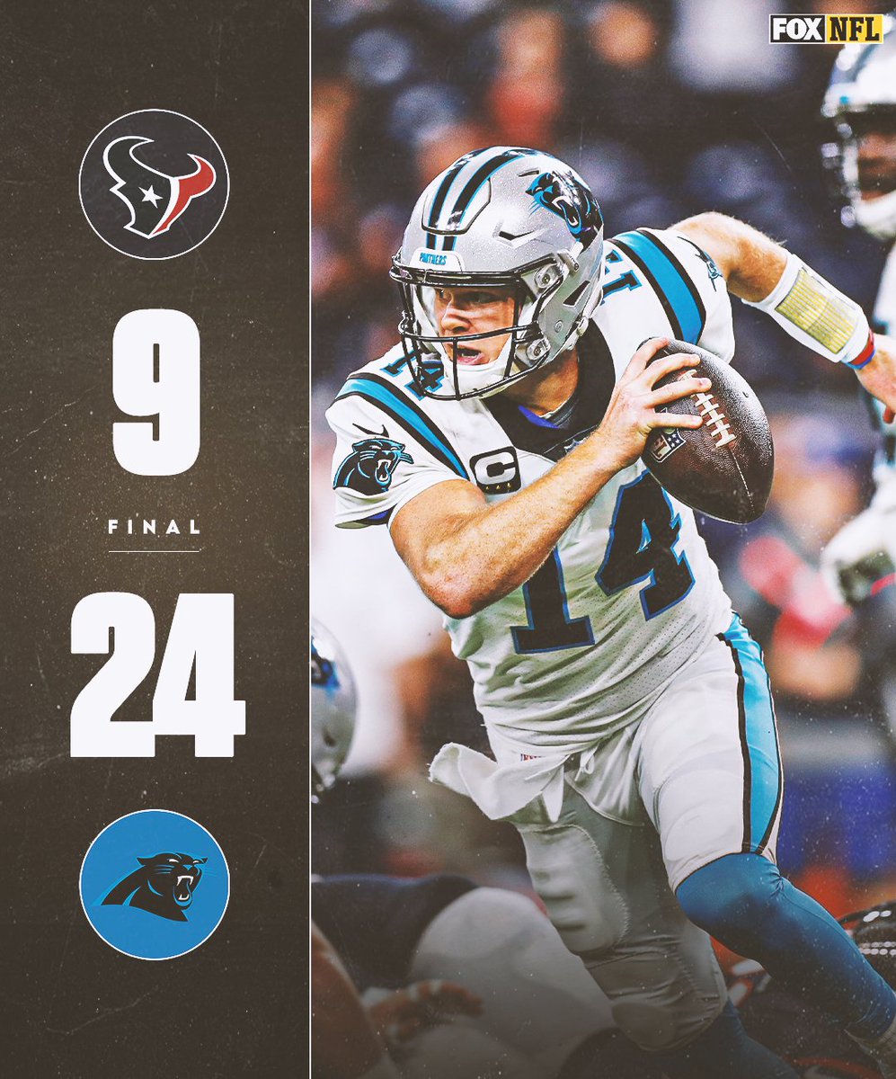 NFLonFOX's tweet photo. #KeepPounding 

The @Panthers are 3-0 for first time since 2015 (Super Bowl Year) https://t.co/AAwWitfC1E