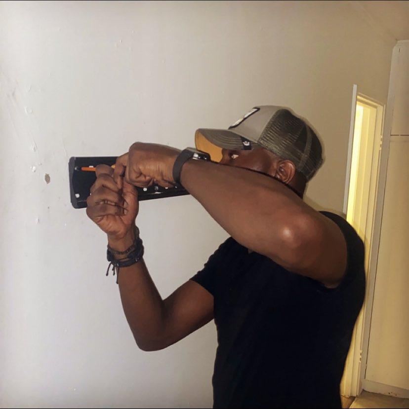 tytucker99's tweet image. The Work Don’t Stop… Leave Work &amp;amp; Go Back 2 Work💰💵💳… #MountItUpTy📺 #AdjustableMount #QualityWork #GreatService #WatchTVNStyle #IfILearnIt #ThenItsMastered #MyOwnBoss👷🏾 #MyGrindDontStop🦅