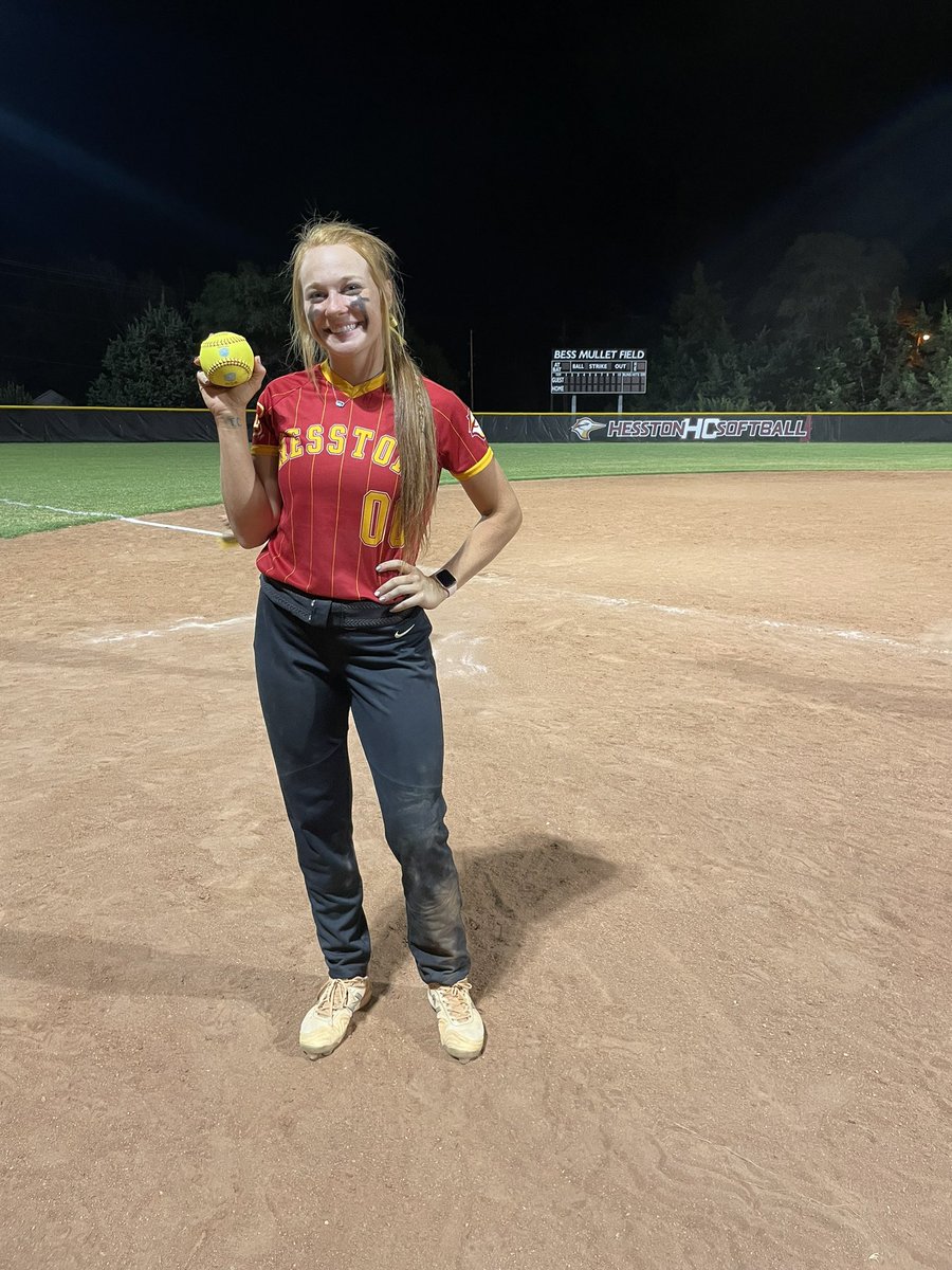 Hesston Softball tweet media