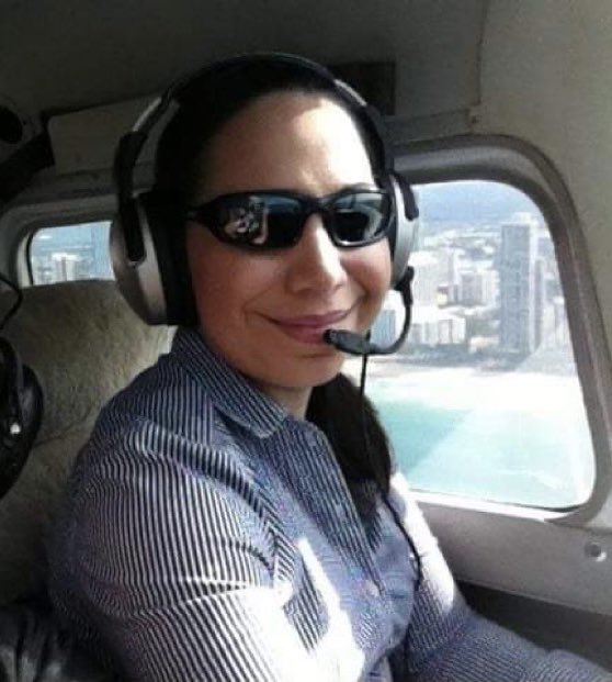kararmy15's tweet photo. What is up, Gold Coast! #cessna #cessna172 #pilot #flying #bugsmasher #goldcoast #gc #aeroplane #Goldcoastairport #flying #womenwhofly #womeninscience #STEM #womeninstem #lightspeed #australia #womeninstem https://t.co/jOAbCOirjz