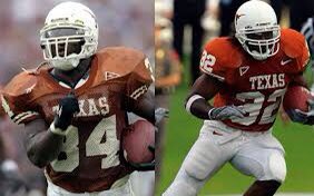 Horns with most rush yards through the first 3 games since 2000:
-Cedric Benson (04): 558 yds, 8.7 YPC, 4 TD
Benson (02): 417 yds, 4.8 YPC, 4 TD
-Jamaal Charles (07): 399 yds, 5.6 YPC, 3 TD
-Charles (05): 350 yds, 8.8 YPC, 4 TD (2 games)
-Bijan Robinson: 299 yds, 5.8 YPC, 5 TD https://t.co/QZH1NEZnPb