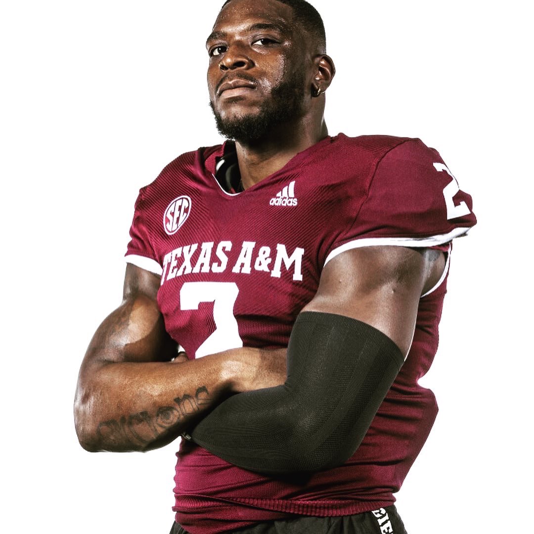 MichealClemonss's tweet image. Let’s get busy👁!