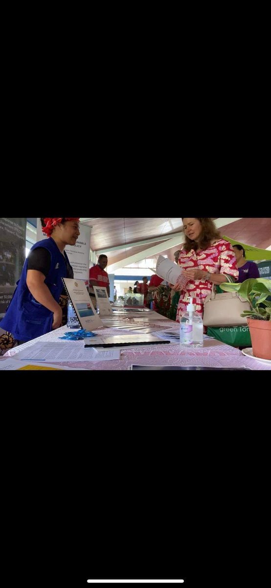 sifa_lynette's tweet photo. Building a Resilience Tonga - echos the theme that marks the end of the Climate Change Awareness Week 2021. IOM-Tonga had the privilege to  to support the gov’t Dept. Climate Change through it’s Info. booth. 🇹🇴 @IOMFiji @IOMinthePacific @EUPasifika @IDMC_Geneva @DDisplacement https://t.co/l87vyDZu0e