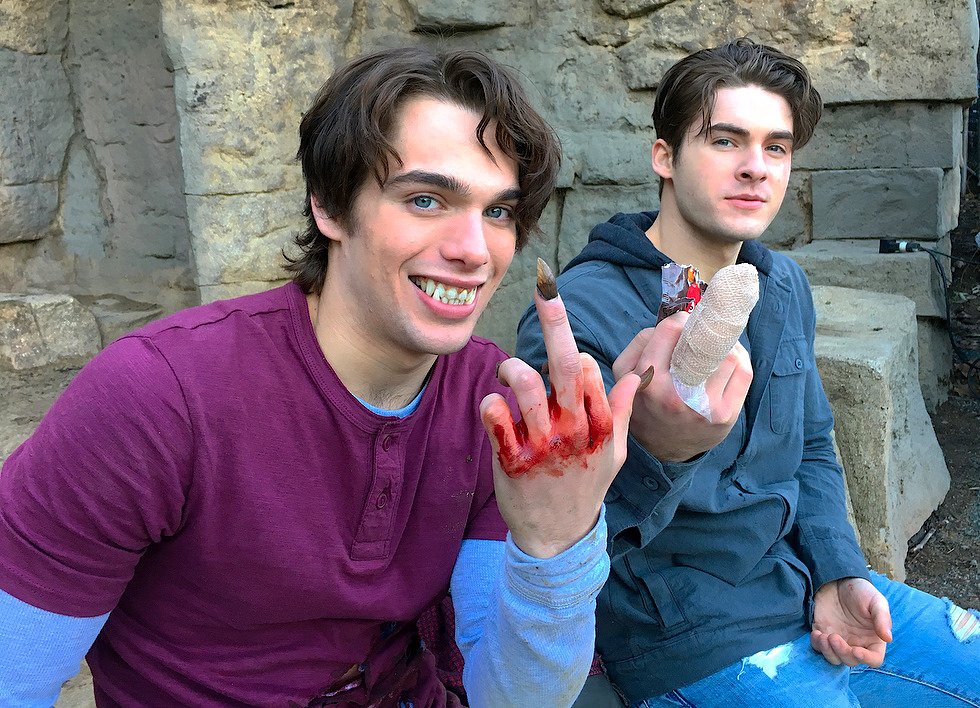 4 anos sem meus thiam aqui na terra só habita meu corpo pq a alma foi levada no dia que perdi eles. 

 4 YEARS WITHOUT TEEN WOLF