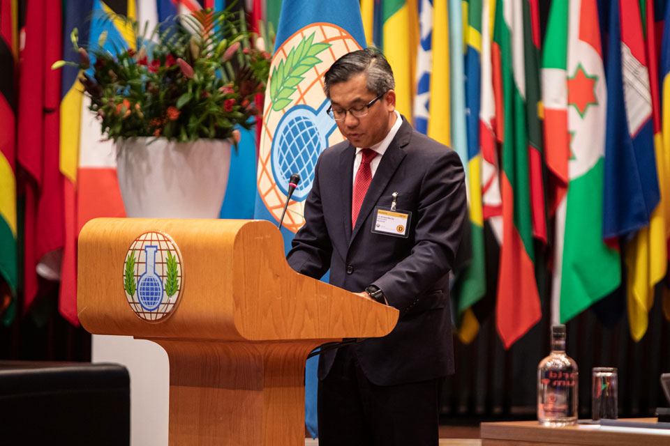 MizzimaNews's tweet photo. Ambassador U Kyaw Moe Tun speaks to Mizzima | Mizzima #Myanmar News and Insight https://t.co/VZq5mcnT27

-------------------------
Please support Mizzima Media sustainability by clicking the link to donate - https://t.co/trfff3WHYG https://t.co/eDQZB8Zv5F