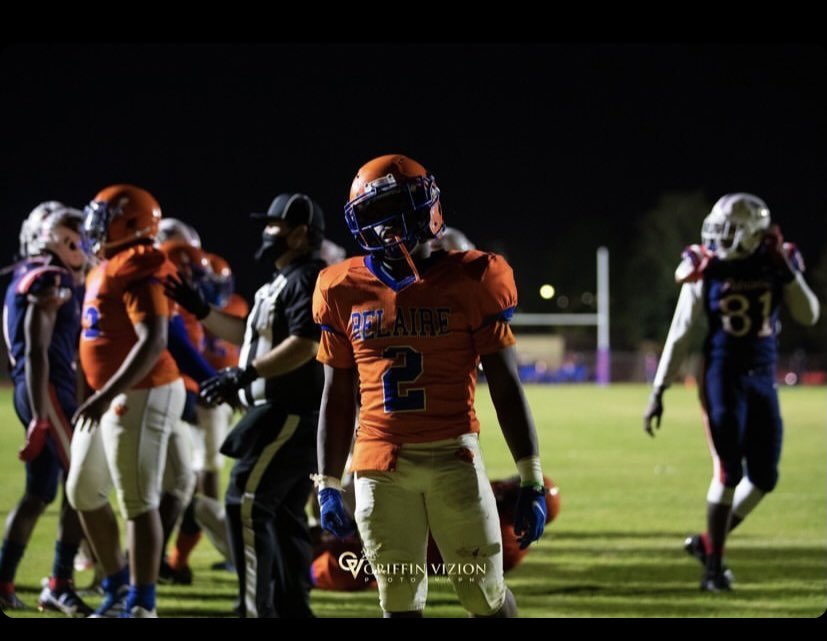 jkleesportz's tweet photo. Shoutout to my guy @2raw_dj check his stat line out:

10 carries 162 tds 2Tds
Kickoff return TD
1 INT https://t.co/bq4Q6RSdkt