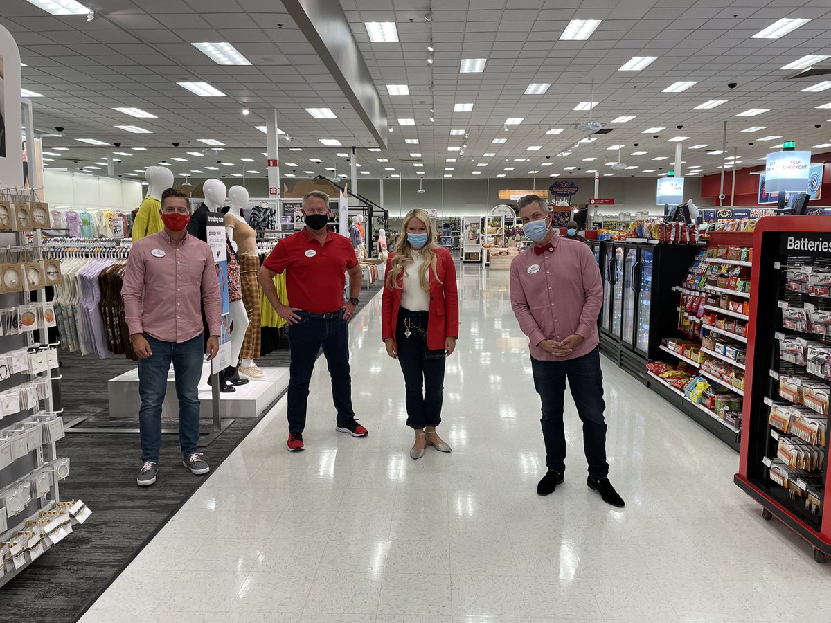 The team in Las Vegas sure knows how to win by taking care of our guests and building great teams! <a href="/m_deyle/">Mike Deyle</a>