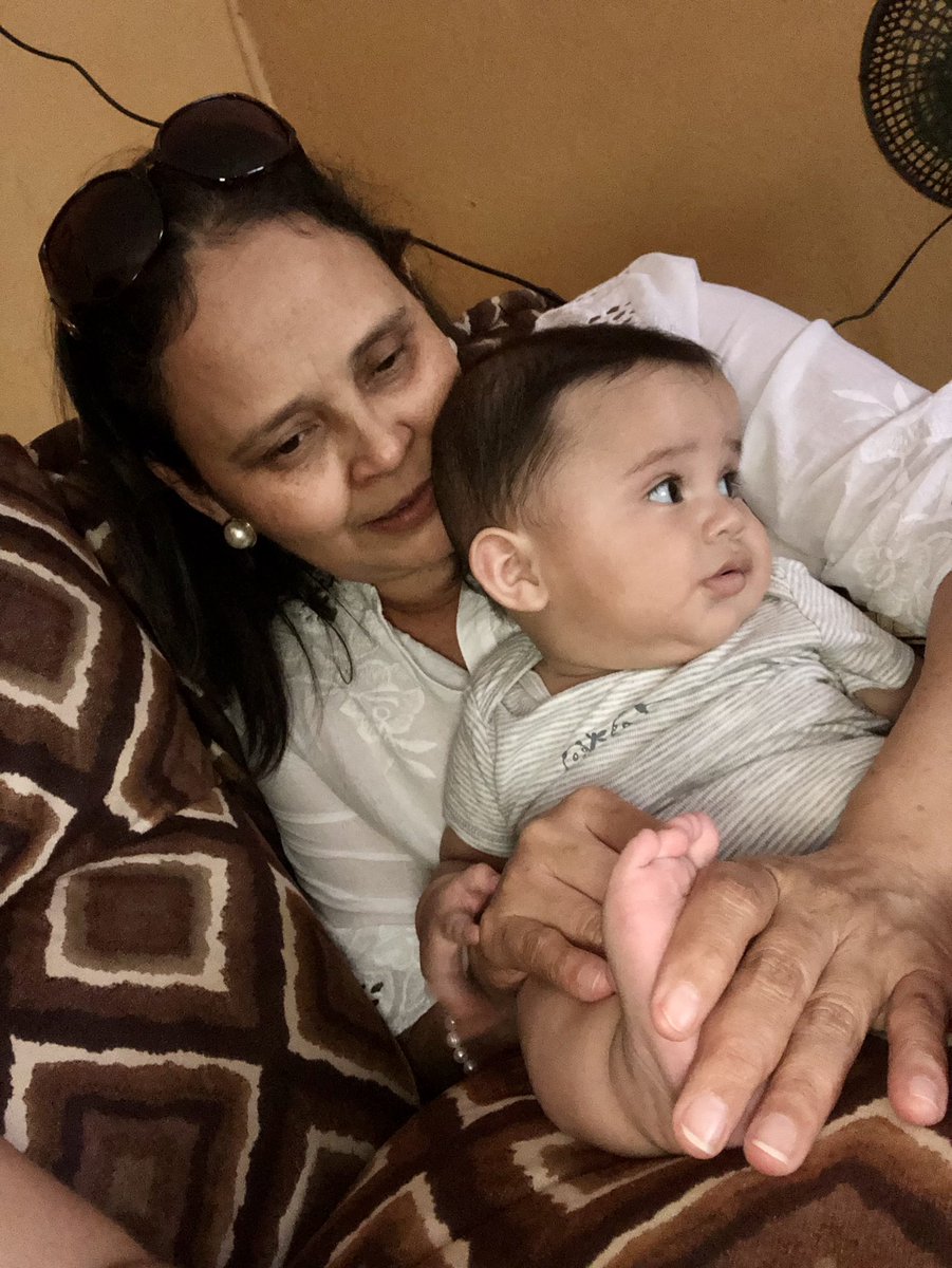 Fernandahm___'s tweet photo. Mis tres grandes amores😍👩‍👧‍👦 https://t.co/Czop2VSLF9
