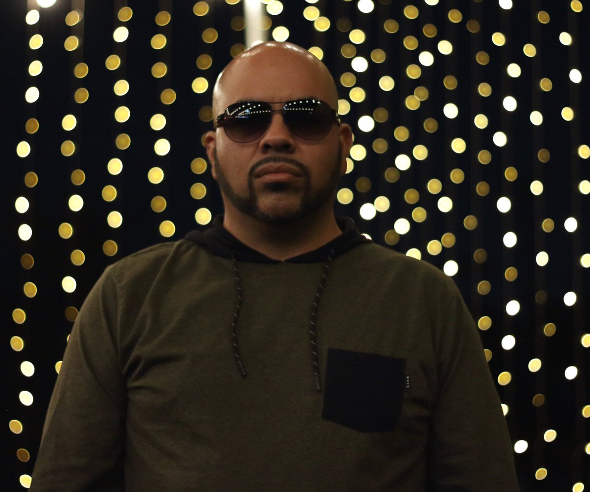 NastyO's tweet photo. Nasty-O : R.A.D
#Lights #LaMesa #LaRiviera #NastyO
#8Bit #STC #SkyTowerRecords #HipHop #westcoast #latinrapper #SanDiego #NastyCity #BarrioLogan https://t.co/PUsasOMQuI