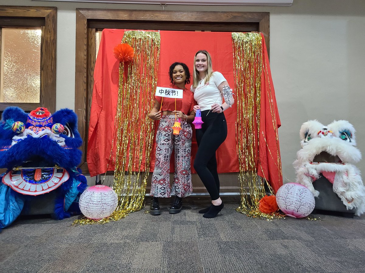 ISO_UHV's tweet photo. ISO's 🌜Mid-Autumn Festival🌛was a huge success! 🐇 Thank you to all who attended, made lanterns and just spent some time hanging out with us! We look forward to seeing you at more events in the future! 🌚 

#jaxnation🐾 #iso #uhvjagfam https://t.co/H7t01QBGeT