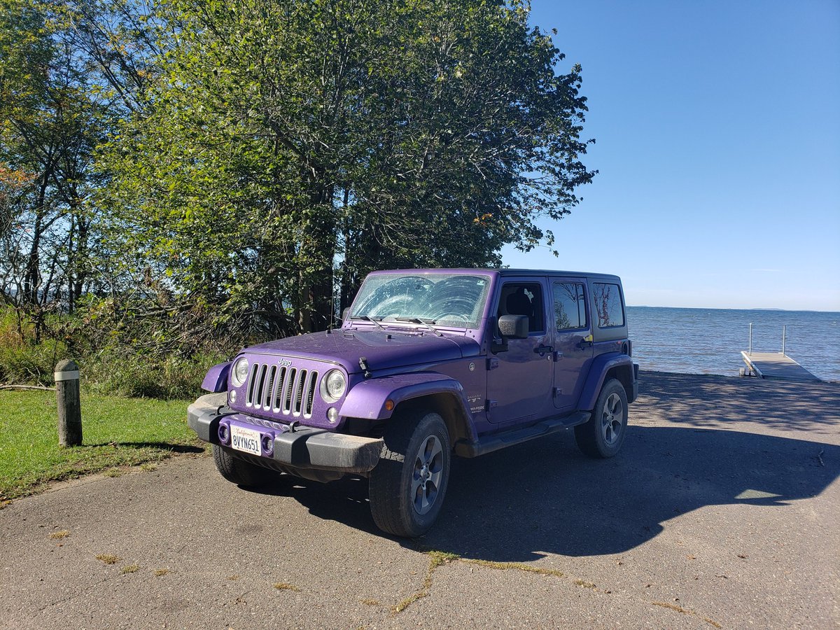 Golden Eagle 🦅🦅🦅🦅Fly by here a #Jeep length above my head. I had to slam the breaks and stop from hitting a second Golden Eagle headed straight for my vehicle!?!?!?
#JeepWrangler #JeepLove #JEEPLIFE #JeepUSA