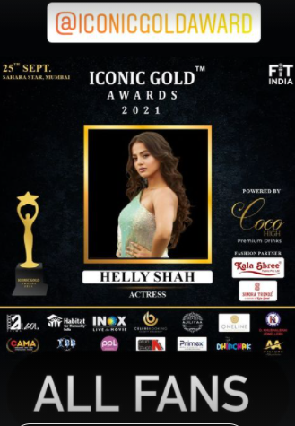 RituMit63289773's tweet photo. The craziness our Fd has and the power that our girl holds!!🔥🔥💖💖
P.S- Story of MD Ajay Sir 
Only in Hella's post he wrote ''ALL FANS''

 Keep Shining Hella..🥺🥺
#HellyKeLog are always there by your side..
#HellyShah #HellyHolics #HellyKeLog https://t.co/fJFrUHKgkl