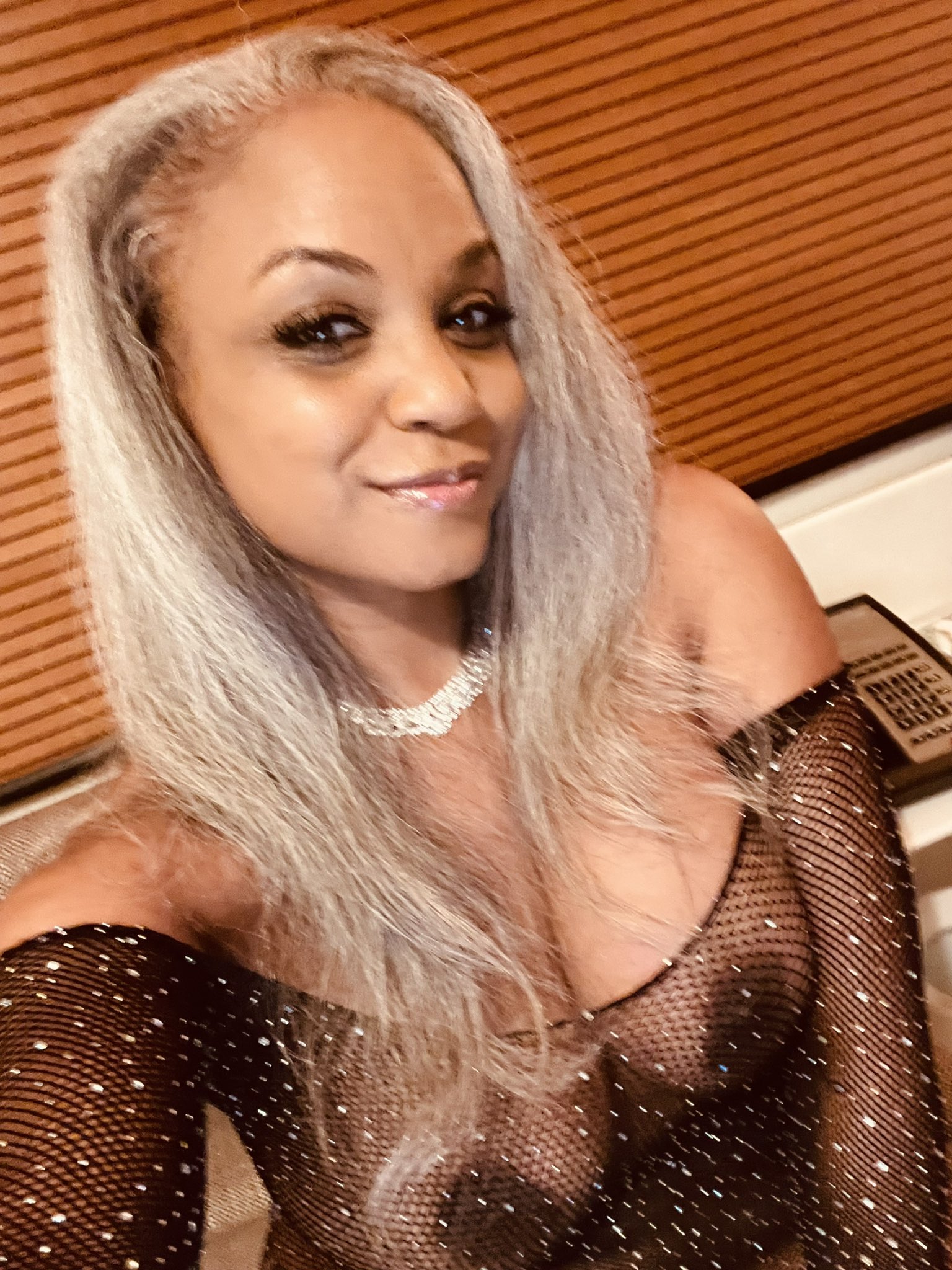 Sinnamon Love 🟣 NYC linkinbio on Twitter "I almost happy 