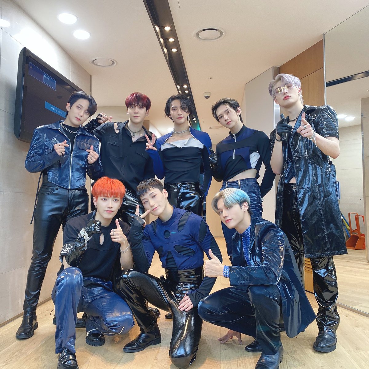 @sbsnoriter fighting ATEEZ! 🏆✨🤍 @ATEEZofficial #Deja_Vu #ZERO_FEVER_PART3