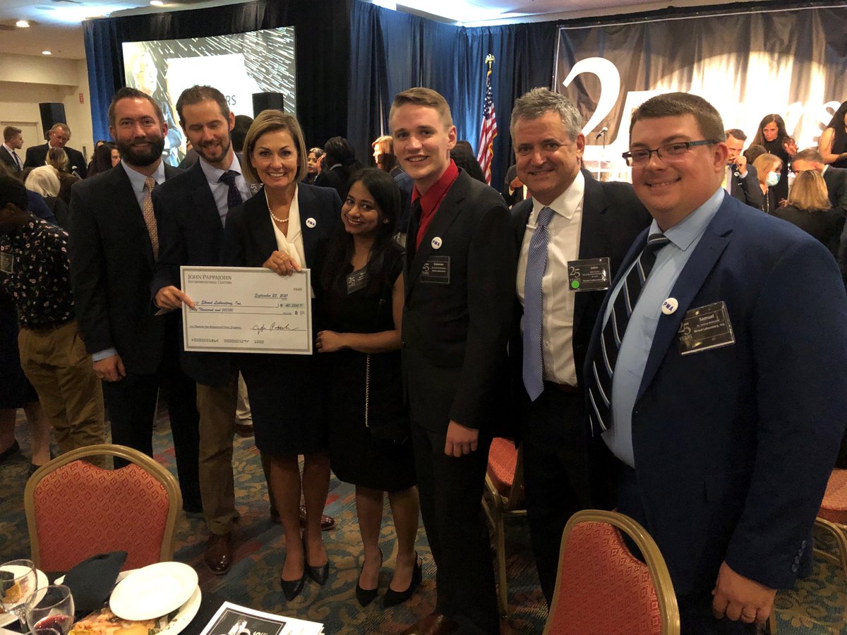 skrootlab's tweet photo. Humbled and energized by the @skrootlab team taking home 1st prize at the Pappajohn Iowa Entrepreneurial Venture Competition 25 year Gala in Des Moines tonight.  Thanks @IAGovernor Kim Reynolds for the added recognition of the team and support for Iowa Innovation!  @ISU_JPEC https://t.co/A4CQWeSqwY