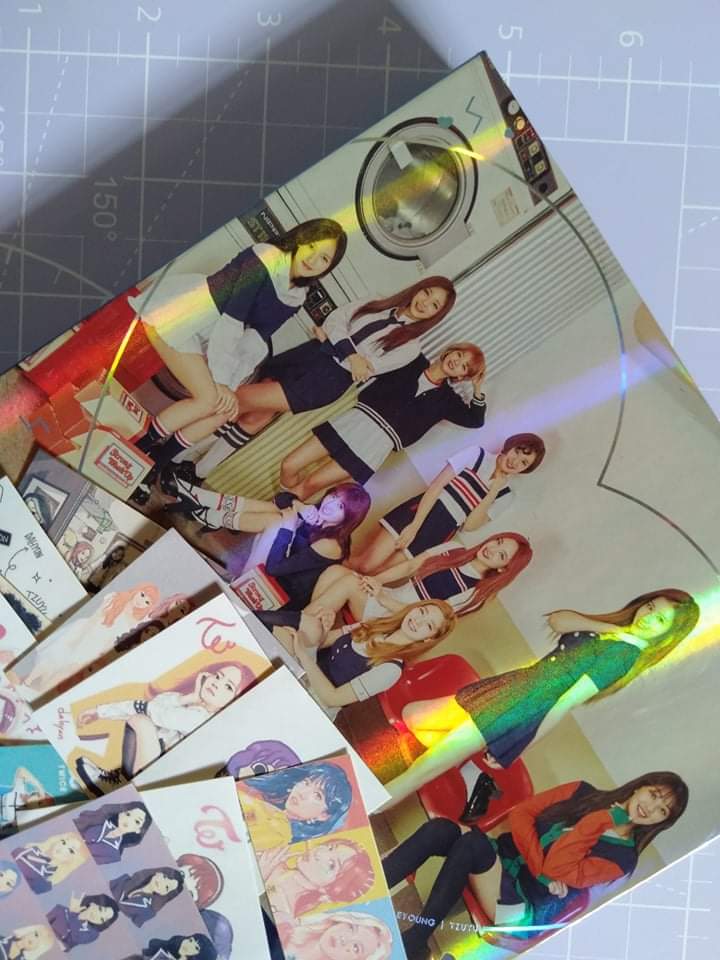 icyliaaa's tweet photo. late feedback~
TWICE Signal finally arrived!❤️ Thankyou so much @seoulpopPH 
#SALAMATSPPH https://t.co/KtI2Pn67Wq
