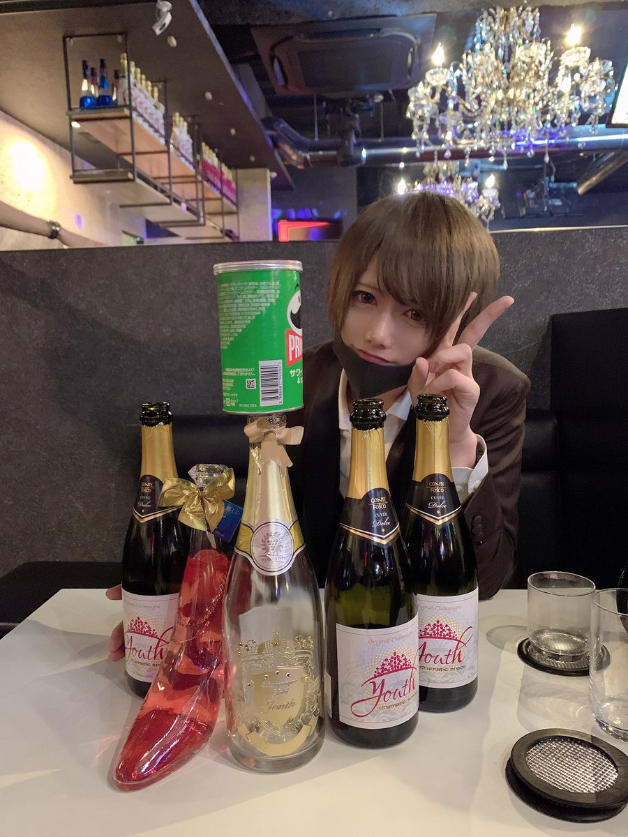 m19950408's tweet photo. モチベーション、メンタルとは
上がれば下がる言わば
波みたいなもの。
上がれば上がる分だけ
反動で下がる振れ幅も大きい。

上がっている時に
きっちりと自己分析して
課題点を見つけ出し
取り組む。

何事もなく日々過ごすから
下がった時に先が見えなず
気持ちも下がる。

日々考えることが大切。 https://t.co/IjlukSqwgN