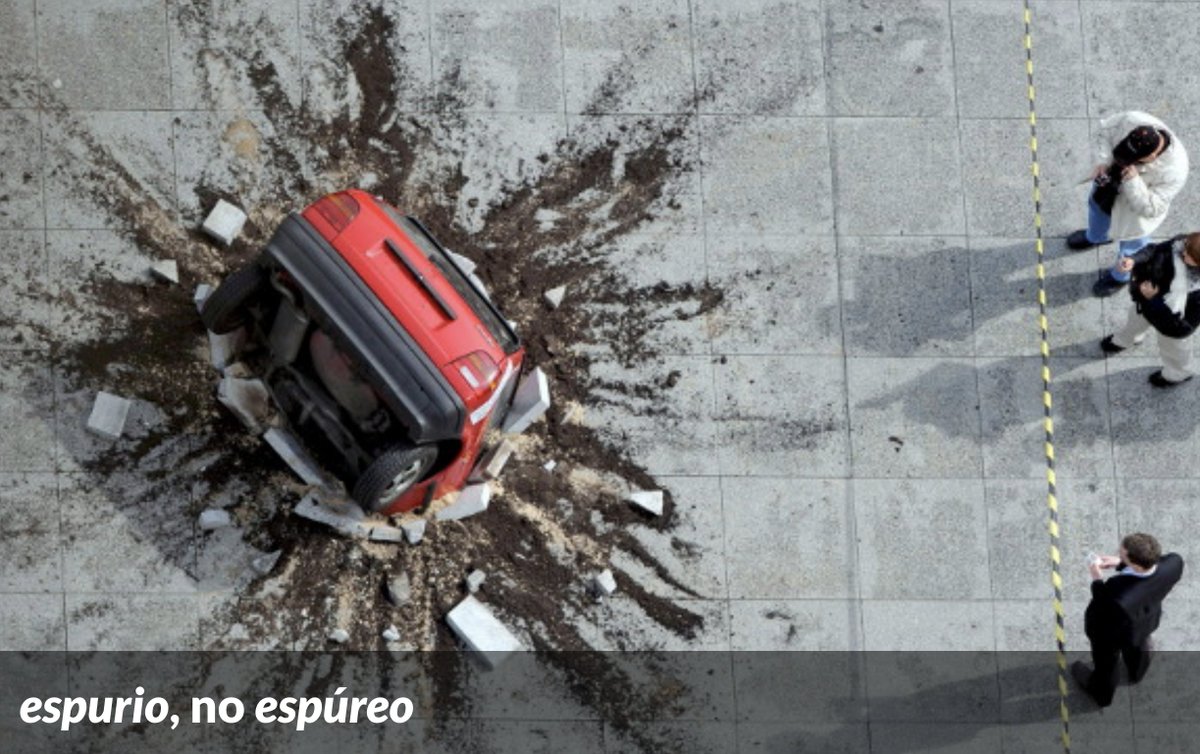 машина ночью. машина падает с горы. машина на фоне ночного неба. машина падает с горы. машины падают с неба.