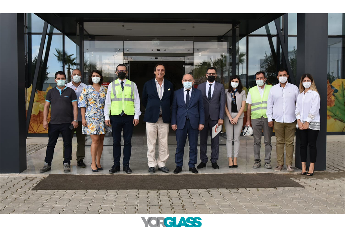 yorglass's tweet photo. Governor of Manisa, Mr. Yaşar Karadeniz, visited our Satina and Food Display plants. Our CEO Semavi Yorgancılar and Satina Plant Manager Yavuz Mert presented detailed information about our factories. We thank our governor once again for his visit.
#yorglass #manisaosb https://t.co/eNZQGBDnjB