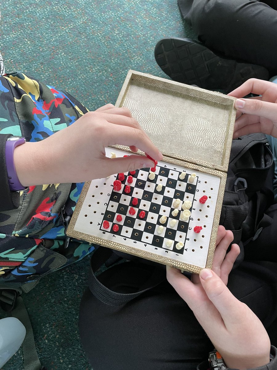 creativesv1's tweet photo. @7valeschool Y9 chose to practice their chess moves today at break - was a tense match 🙂 https://t.co/BjRM1X1OQW