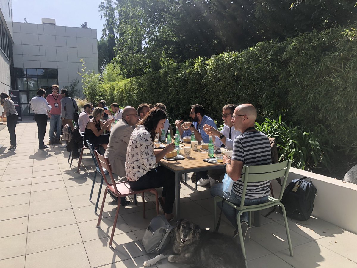FrenchTechMed's tweet photo. 🍴Moment de détente au milieu cette journée intense de rentrée #FTMed https://t.co/fbRxSRodA3