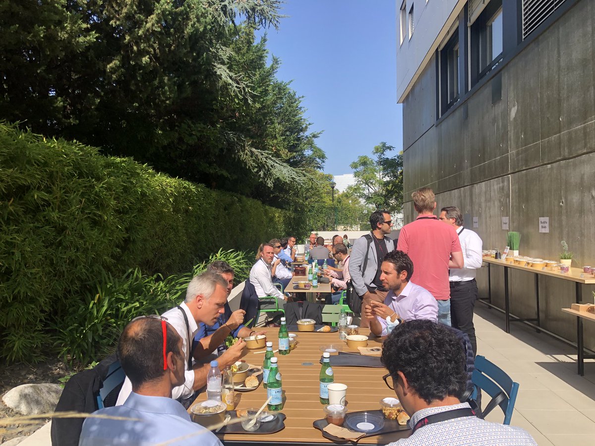 FrenchTechMed's tweet photo. 🍴Moment de détente au milieu cette journée intense de rentrée #FTMed https://t.co/fbRxSRodA3