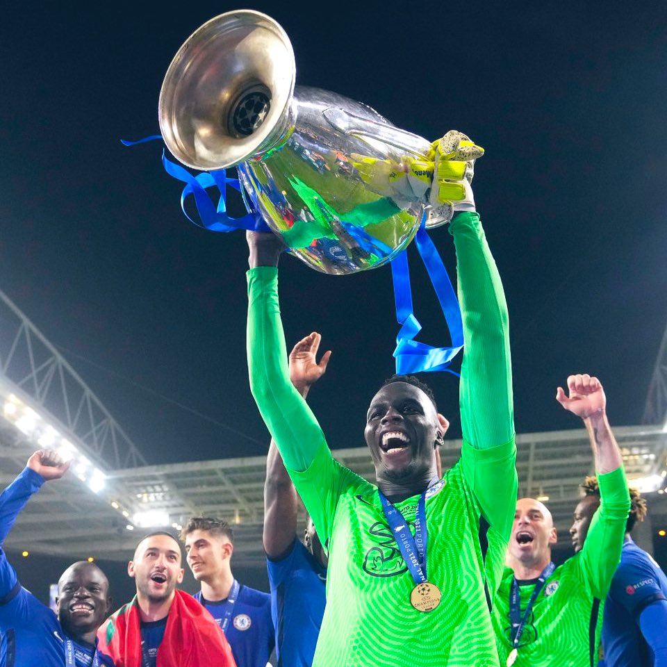 LDNFootbalI's tweet image. One year ago today, Chelsea signed Édouard Mendy for £22m… what a year it’s been.

🏆 Champions League 
🏆 Super Cup
🥇 Most clean sheets in a winning UCL campaign
🥇 UEFA Goalkeeper of the Year