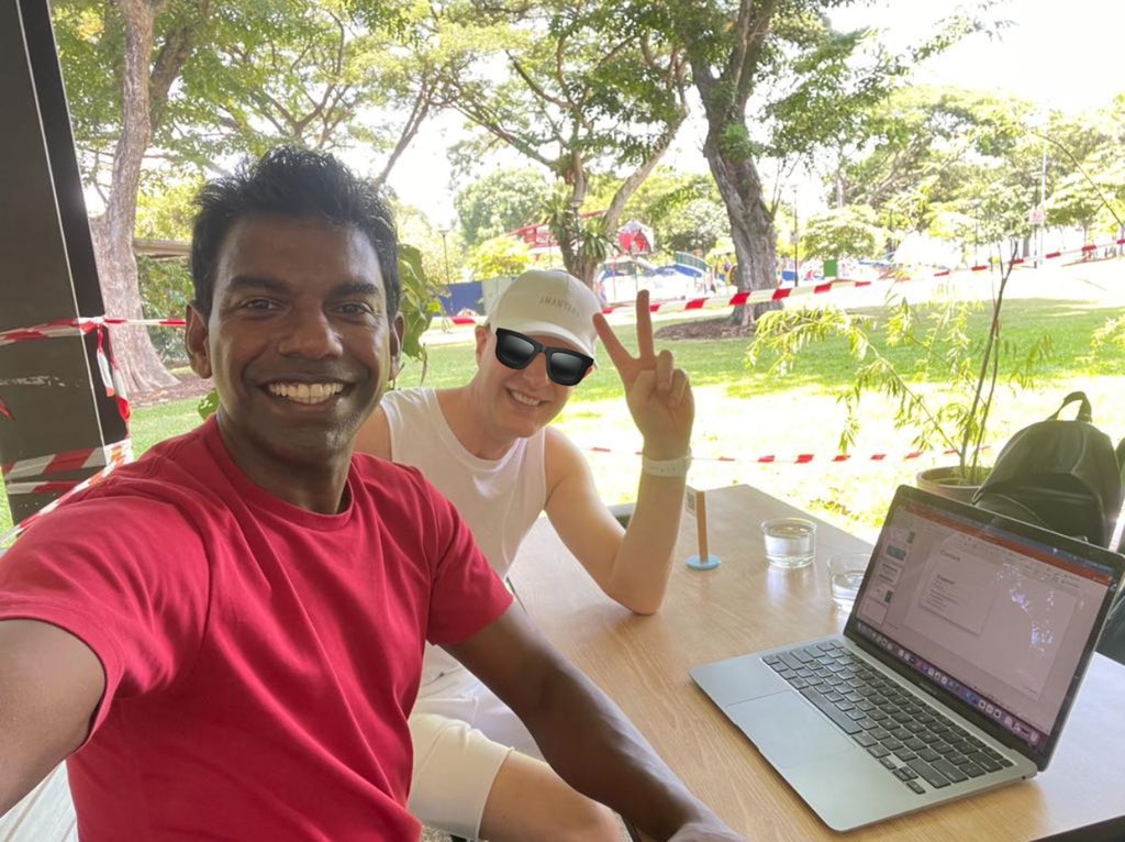 ArthurBastings's tweet photo. Let’s start a conversation. How to make ESG a mass movement? Super energising brainstorm with @BarunChandran ✌🏻 https://t.co/HItivo7Mvu