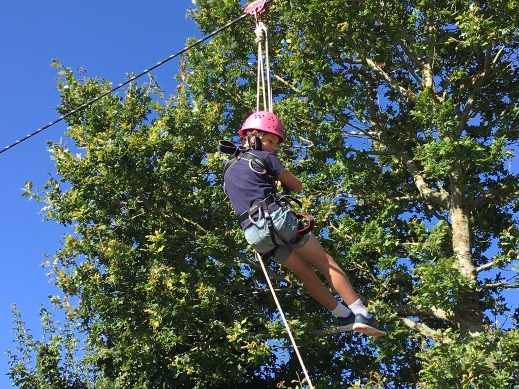 BCrichard tweet media