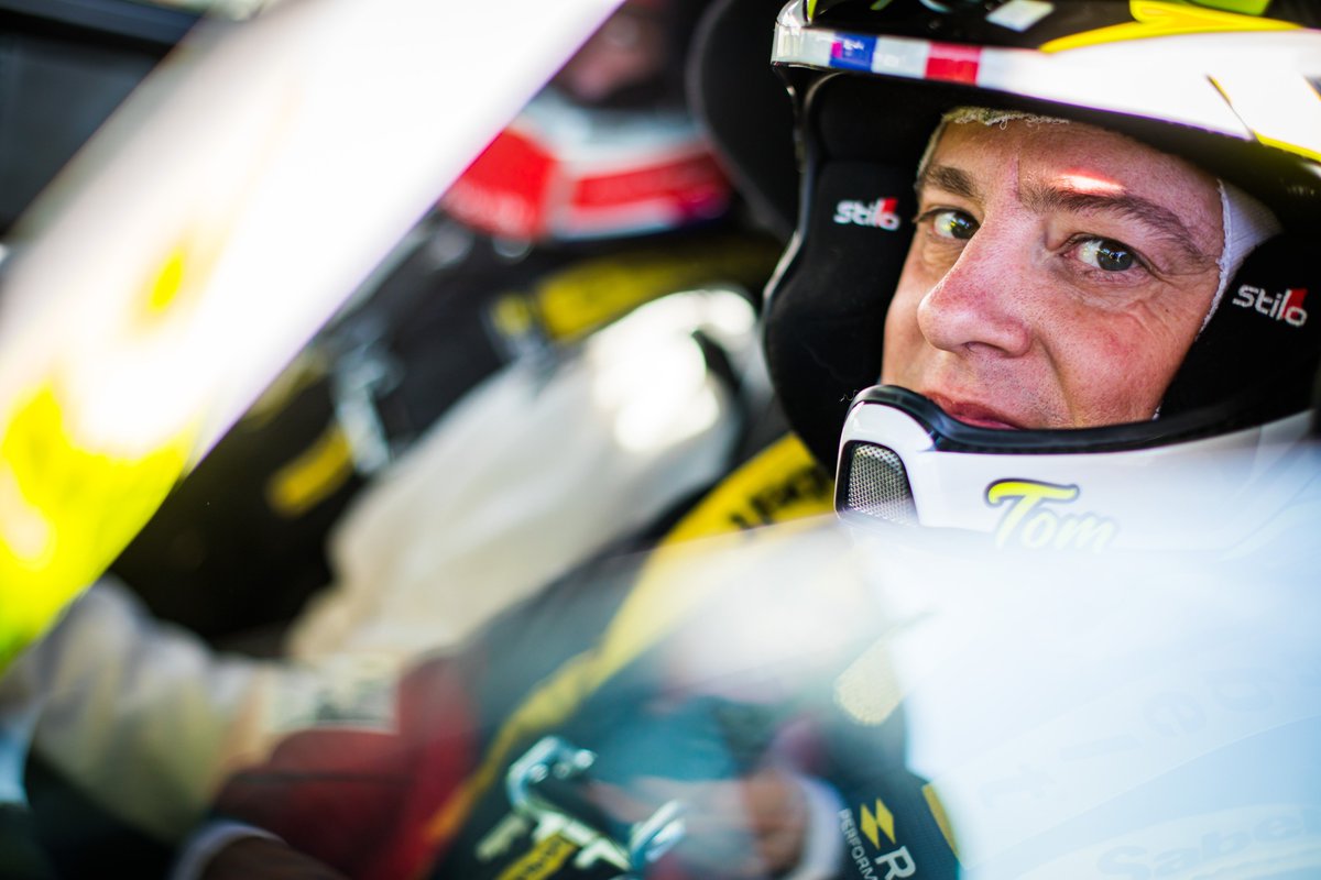 RenaultSeries's tweet photo. With a clean sweep of stage wins in the opening loop, Thomas Chauffray stormed on top of the #ClioTrophy at the #RallyeCoeurdeFrance with a 7.4s lead over @romaindifante06. 

Meanwhile, @AnthoFOTIA put #ClioRally4 on top of its category before the repeated stages this afternoon! https://t.co/SABOka8Ncj