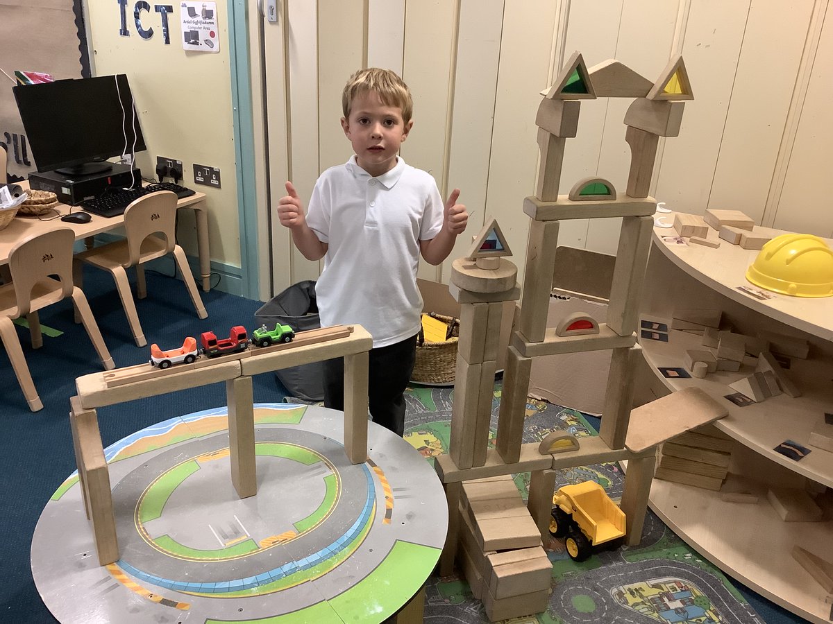 glanhowyprimary's tweet photo. We are very proud of the DRICE winner in Reception this week! Your creativity is very inspiring to other children in the class. You embrace challenges and you're always thinking outside the box! #glanfamr #DeepThinkingDotty https://t.co/CjEyyQI7a8