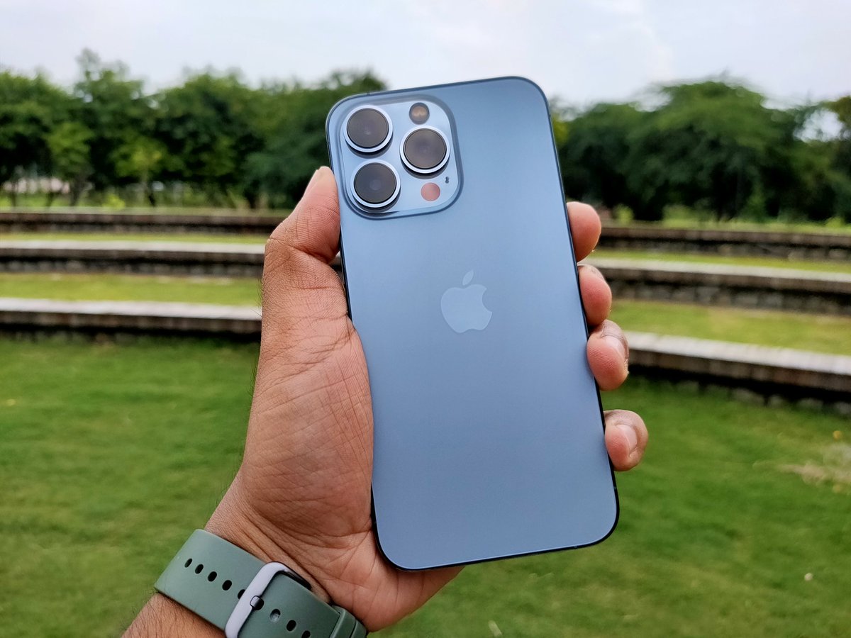ThePhoneTalks's tweet photo. Apple iPhone 13 Pro Sierra Blue 💙 #AppleEvent #iPhone #iPhone13Pro @Apple https://t.co/tcqxAz3Gyo