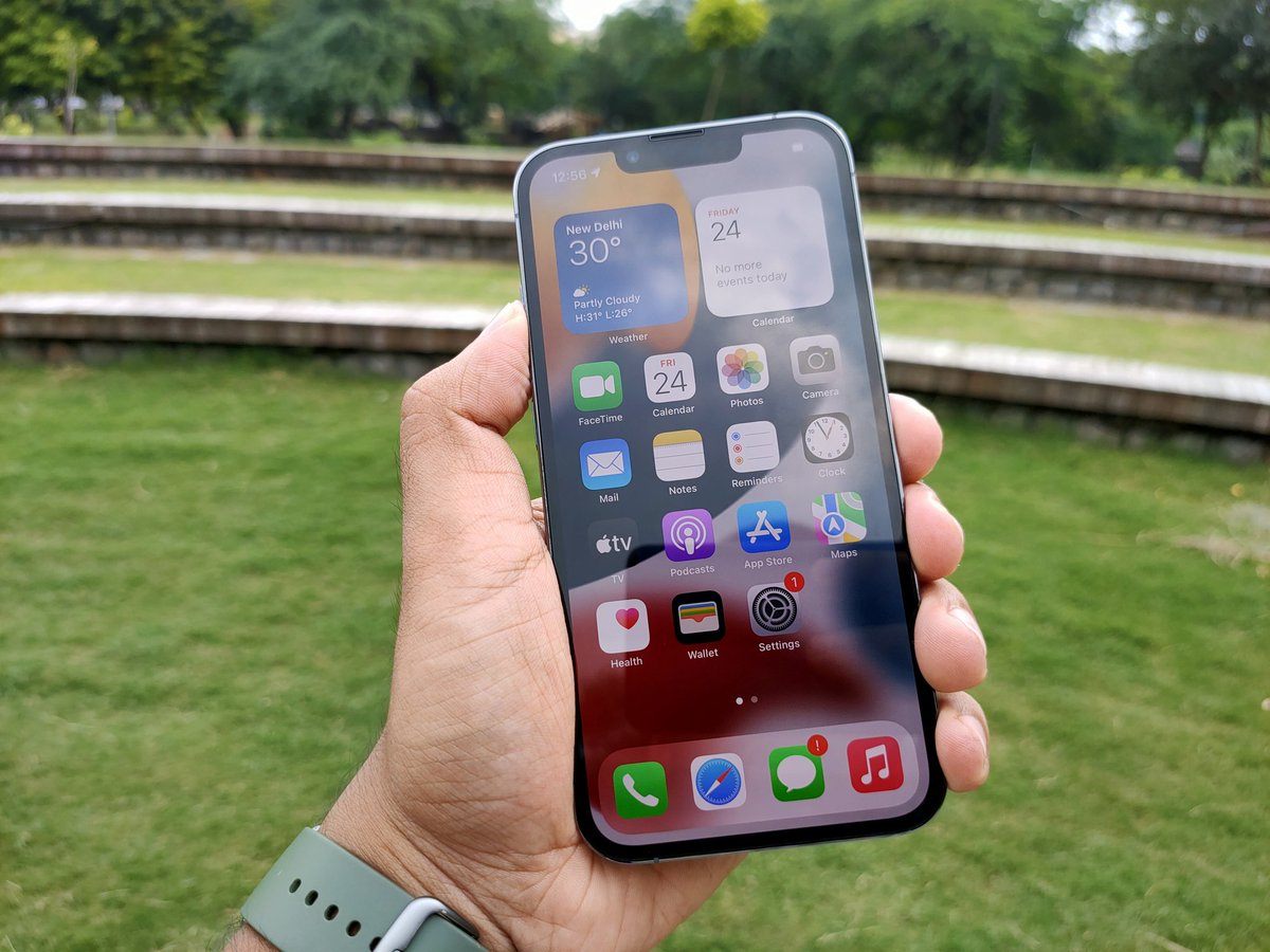 ThePhoneTalks's tweet photo. Apple iPhone 13 Pro Sierra Blue 💙 #AppleEvent #iPhone #iPhone13Pro @Apple https://t.co/tcqxAz3Gyo
