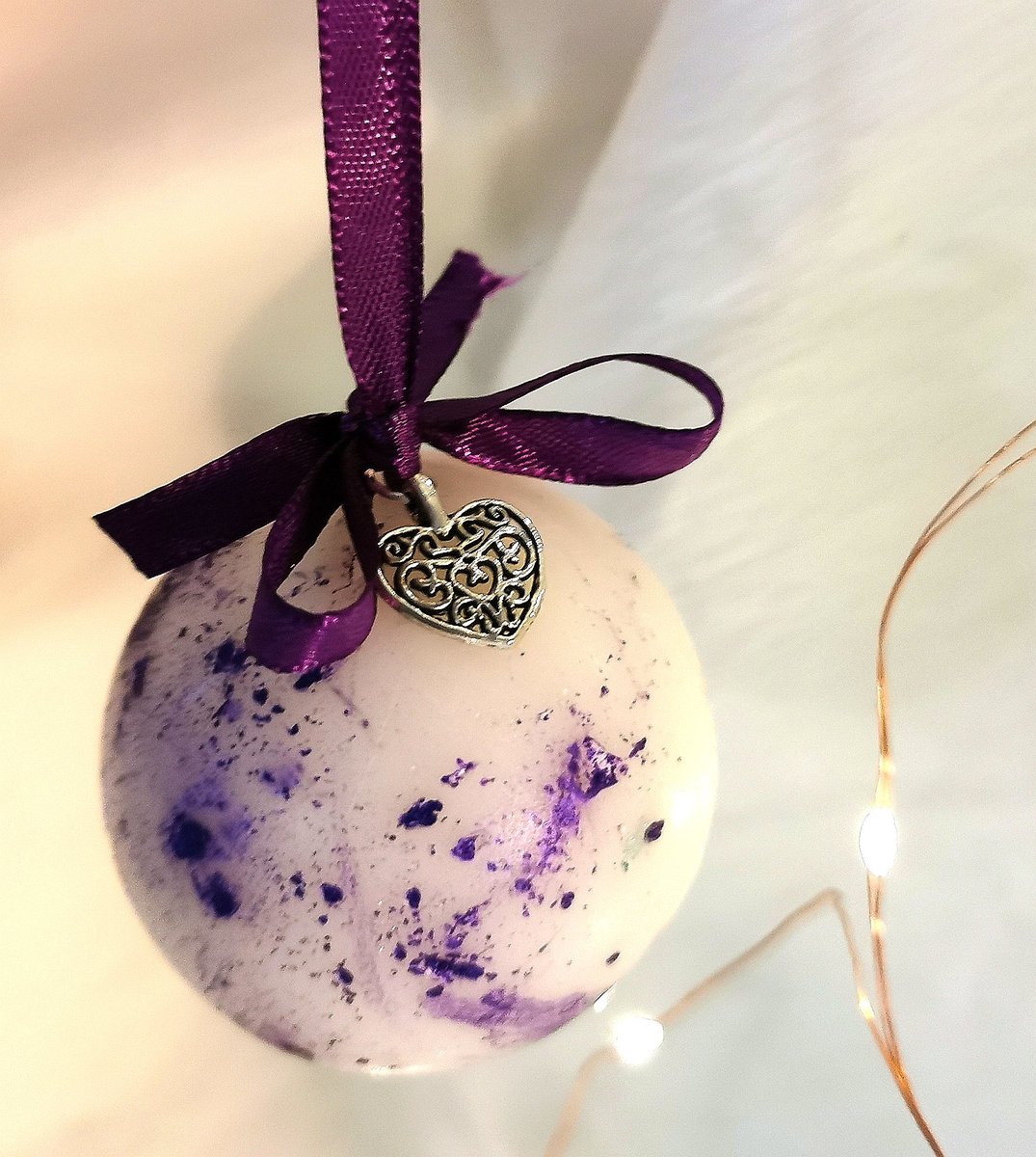 hearthandcouk's tweet photo. Hearth has the #exclusive on #waxmelts #christmas #baubles. Every single one #handmade to order in your design, colour and scent. #justforyou @CardiffLifeMag  @essexlive https://t.co/14F8qTSHb1