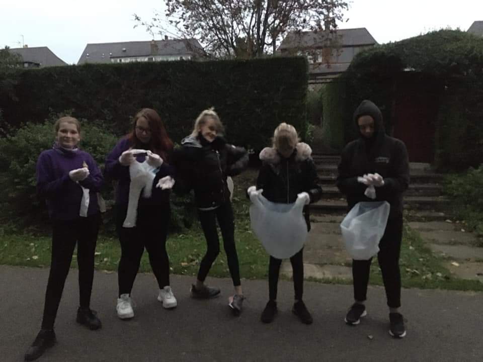 GBGarthdee tweet media