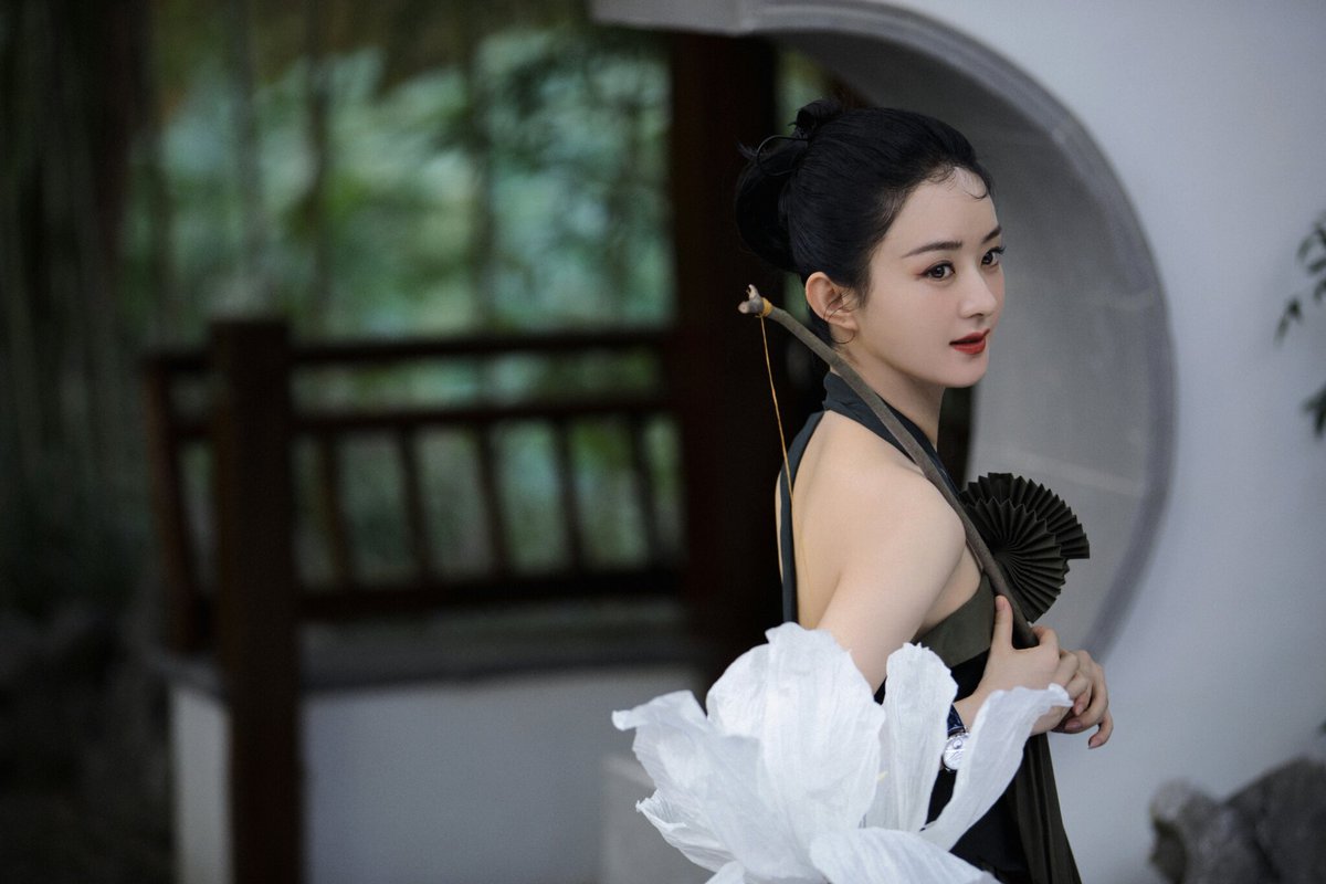 ZhaoLiying_ID's tweet photo. #ZhaoLiying Studio shares more photos of Zhao Liying

#赵丽颖 #zaniliazhao #zaniliazhaoliying https://t.co/inA4hcij3H