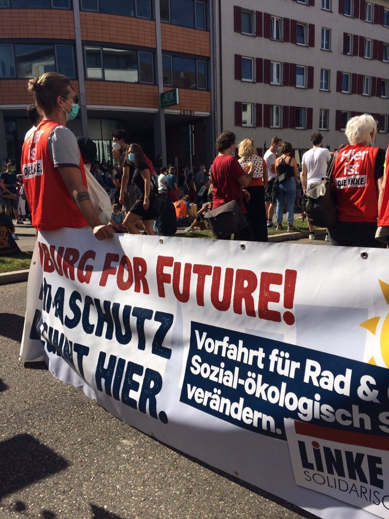 demowatchfr's tweet photo. #Klimastreik #freiburg https://t.co/wivi8DSyCC