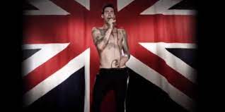 Christina aguilera moves like jagger