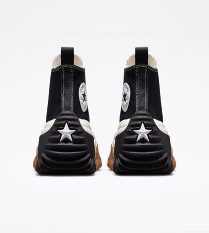 kukuliitiis's tweet photo. Literally just the coolest #Converse ever - #RunStarMotion. I must have them! https://t.co/PgRIAVxOtu