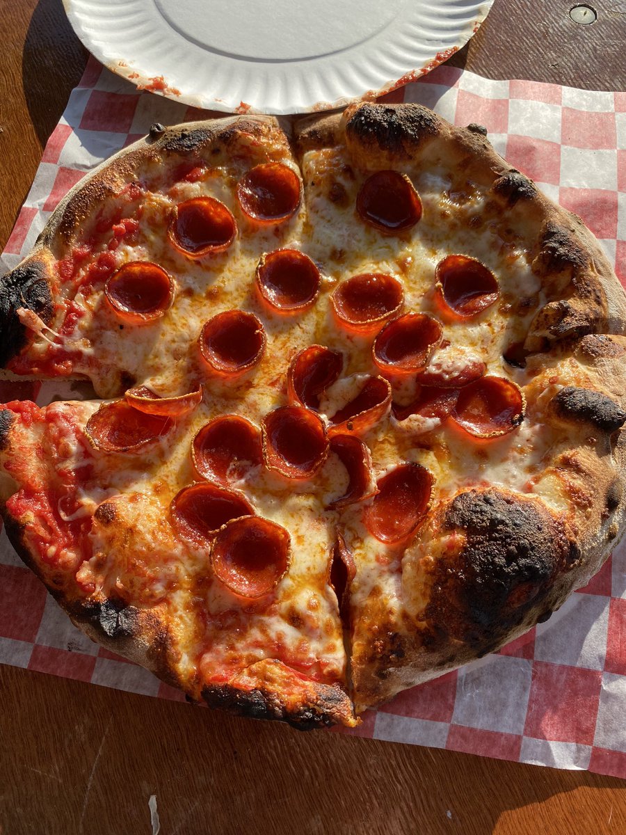 FearlessHepcat's tweet photo. Some of the food I had while in Hampton &amp; Norfolk Virginia. #Pepperoni #Flatbread #Pizza #HotDog #BaconDog #Bagel #EverythingBagel #Toasted #ToastedBun #Food #Virginia #Hampton #Norfolk https://t.co/2deb7lDkBj