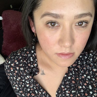 suzady's tweet photo. #NuevaFotoDePerfil https://t.co/Boyvzkh9n7
