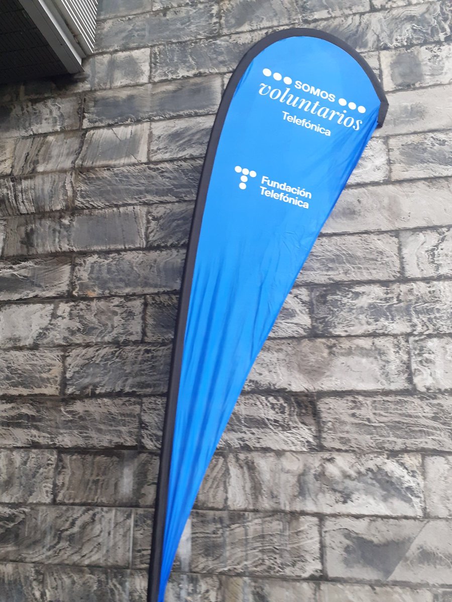 VolunTelefonica's tweet photo. ¡Comenzamos! #DIVT @fundacionTef @Telefonica https://t.co/rgmCncRKFo