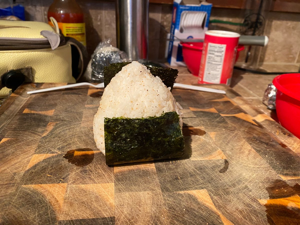 Sooooooock's tweet photo. Probably the most successful rice ball I’ve ever made https://t.co/OTMcheA4fd