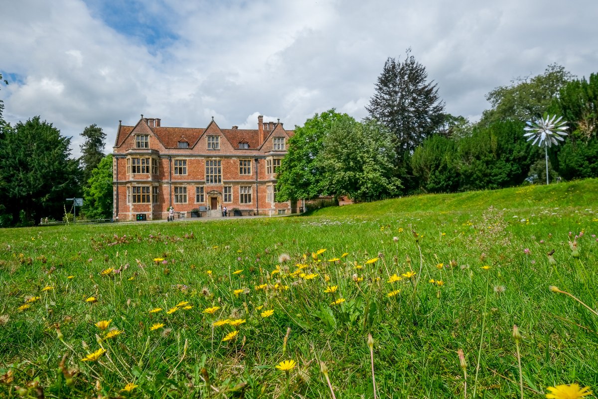 WestBerkshire's tweet photo. West Berkshire is a pretty special place. We know that, and we're sure you do to. 💚
As The Great Big Green Week draws to a close we want to say a huge thank you to everyone playing their part to look after our environment.
#TheGreatBigGreenWeek #GreenDistrict https://t.co/cD48FeR8Z4