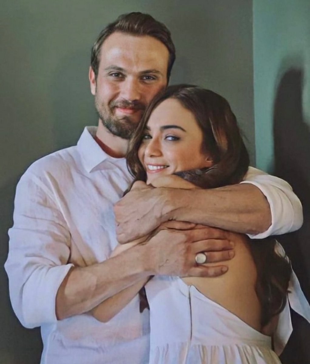 t_kalbi's tweet photo. Başka bir evrende en güzel halleriyle🙏❤
(içimde ukte kalan bir çift) https://t.co/emoFG5JiWU
