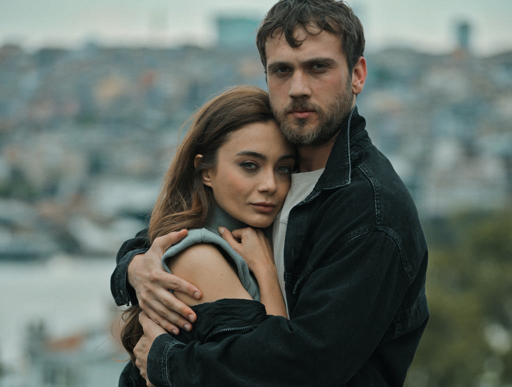 t_kalbi's tweet photo. Başka bir evrende en güzel halleriyle🙏❤
(içimde ukte kalan bir çift) https://t.co/emoFG5JiWU