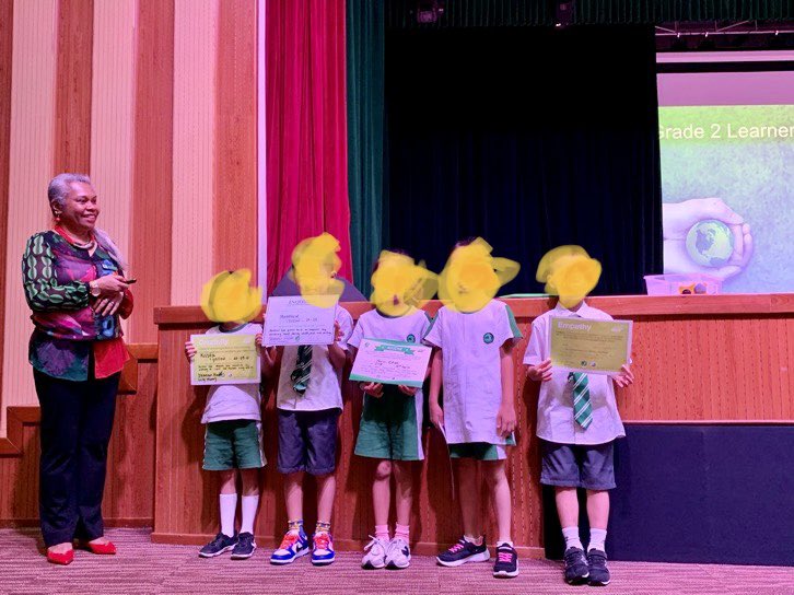 VaniVeikoso's tweet photo. #servantleadership is about serving intentionally. #LearningConversation with my staff and celebrating learning with our students @SWISRocs https://t.co/bzqPIWIVgb