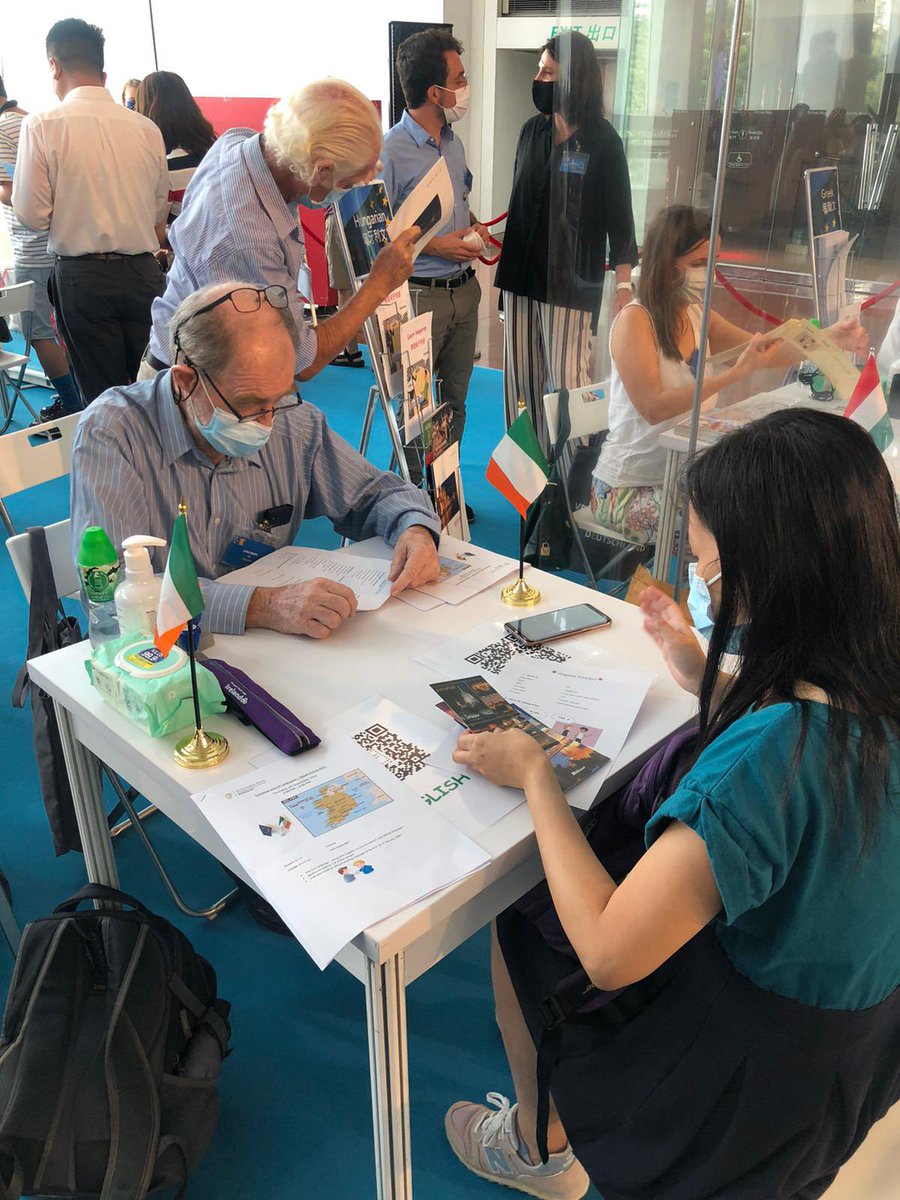 IrelandinHK's tweet photo. We met lots of people interested in the Irish language at the #EuropeanDayofLanguages Speak Dating event yesterday. We spoke a cúpla focal with over 70 speakdaters. #coeEDL #hongcong https://t.co/lMICCJhECi